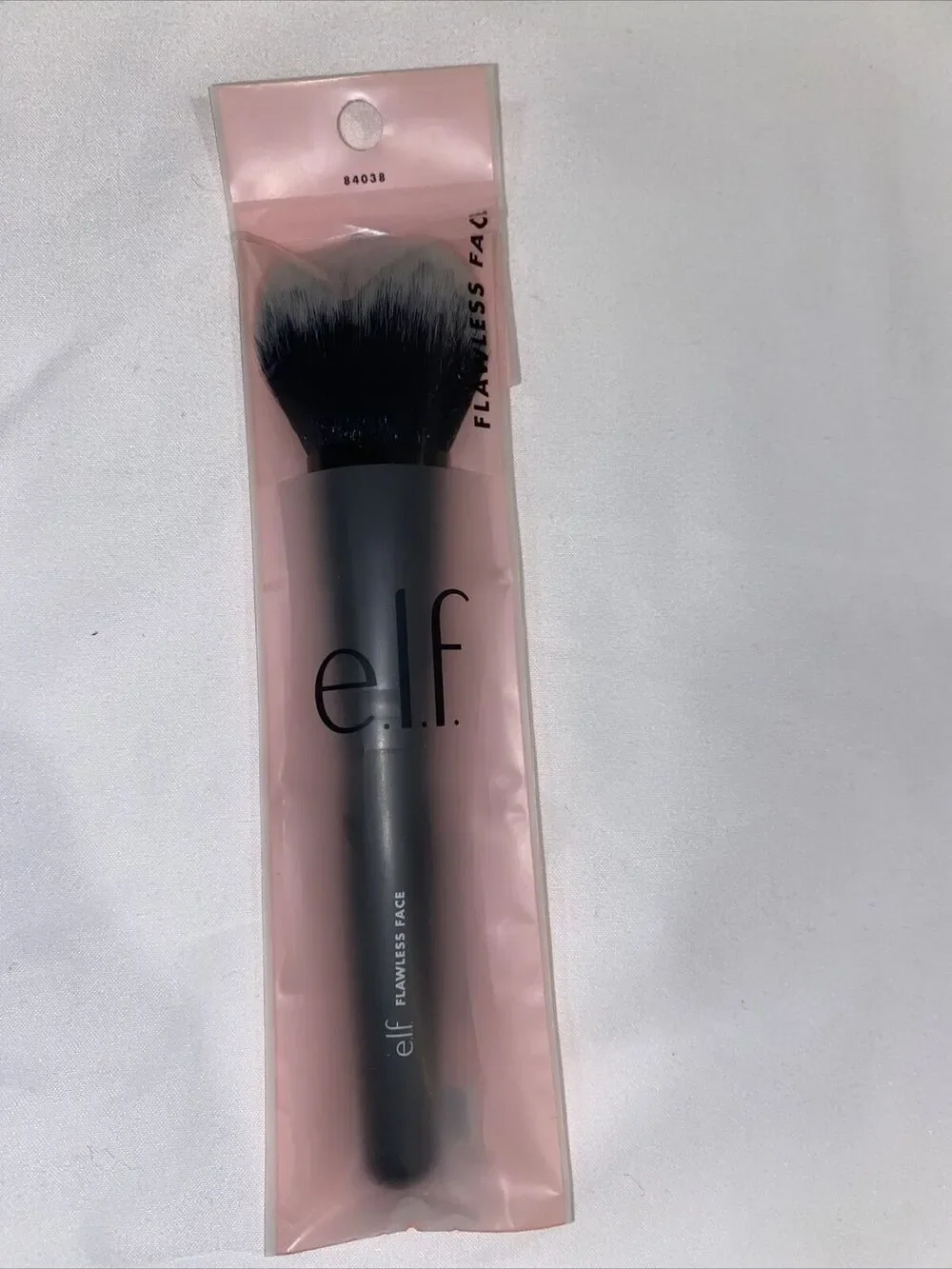 e.l.f. Flawless Face Brush Cruelty Free and Vegan for Women - 1 Pc Brush